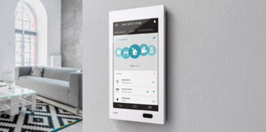 Bedienzentrale Gira G1 bei Elektro-Gast Installationen und Verteilerbau e.K in Vogelsberg