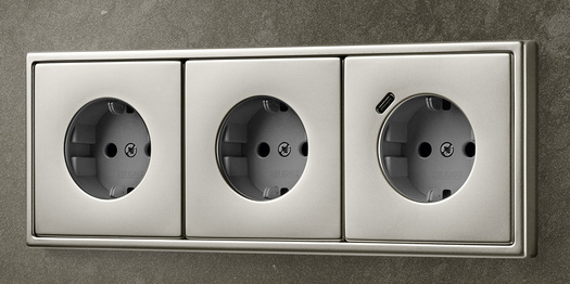 SCHUKO® Steckdosen mit USB bei Elektro-Gast Installationen und Verteilerbau e.K in Vogelsberg