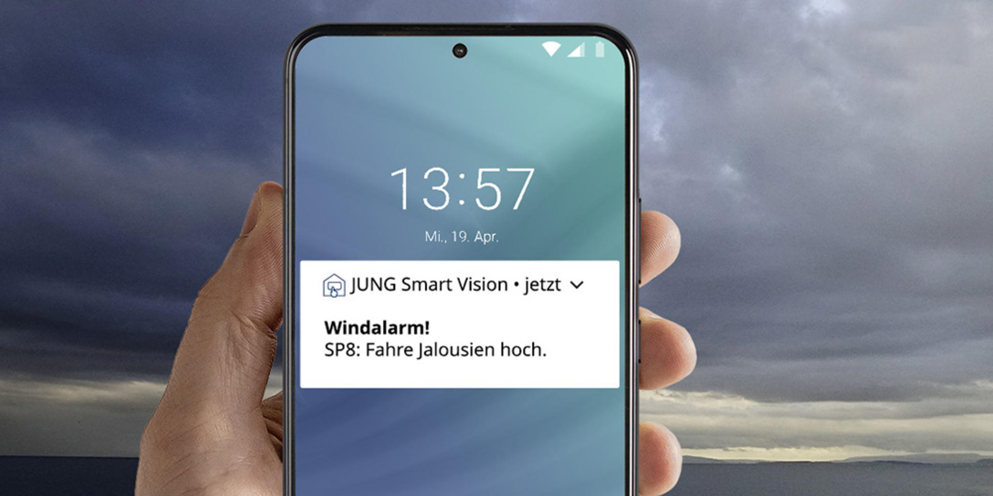 JUNG Smart Panel 8 bei Elektro-Gast Installationen und Verteilerbau e.K in Vogelsberg