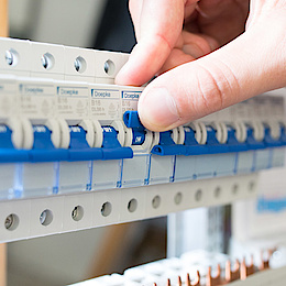 Schalt­schrank­bau bei Elektro-Gast Installationen und Verteilerbau e.K in Vogelsberg