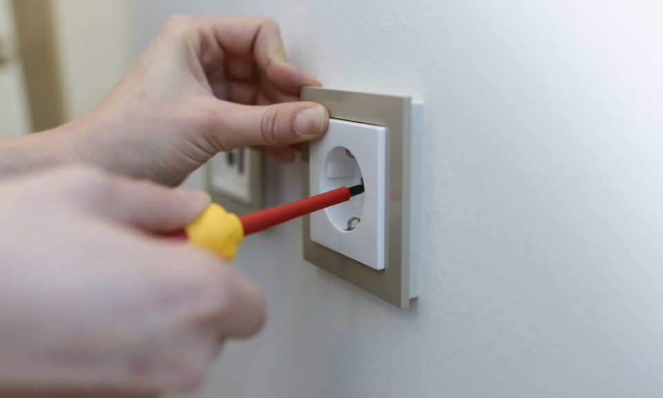 DSC1017 bei Elektro-Gast Installationen und Verteilerbau e.K in Vogelsberg