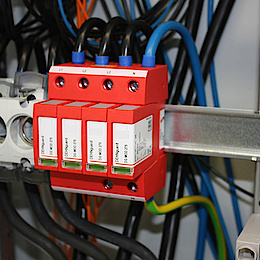 Über­spannungs­schutz bei Elektro-Gast Installationen und Verteilerbau e.K in Vogelsberg